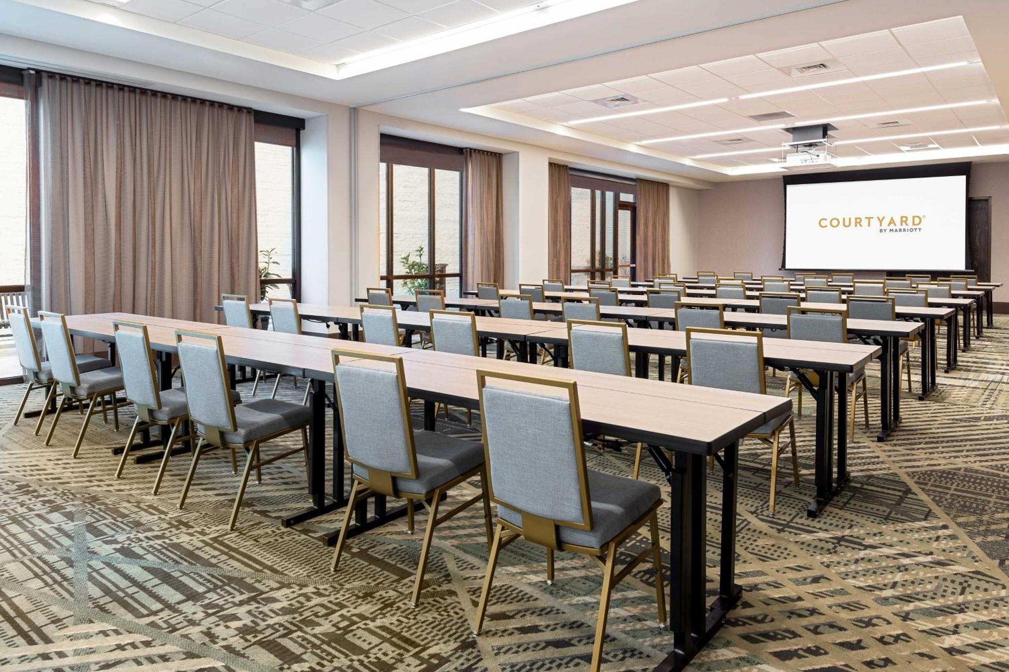 Courtyard By Marriott Atlanta Midtown Hotel Exterior foto