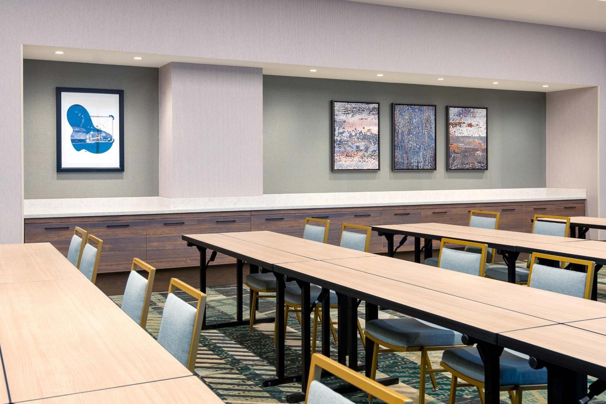 Courtyard By Marriott Atlanta Midtown Hotel Exterior foto