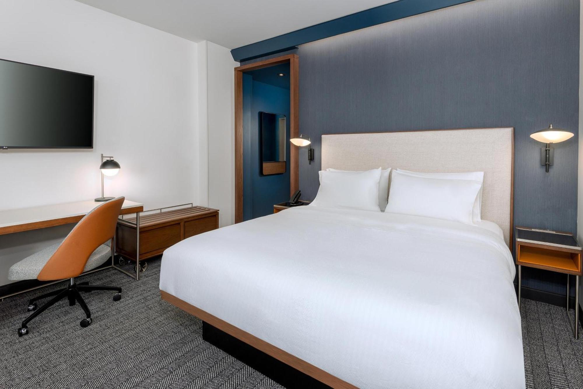 Courtyard By Marriott Atlanta Midtown Hotel Exterior foto