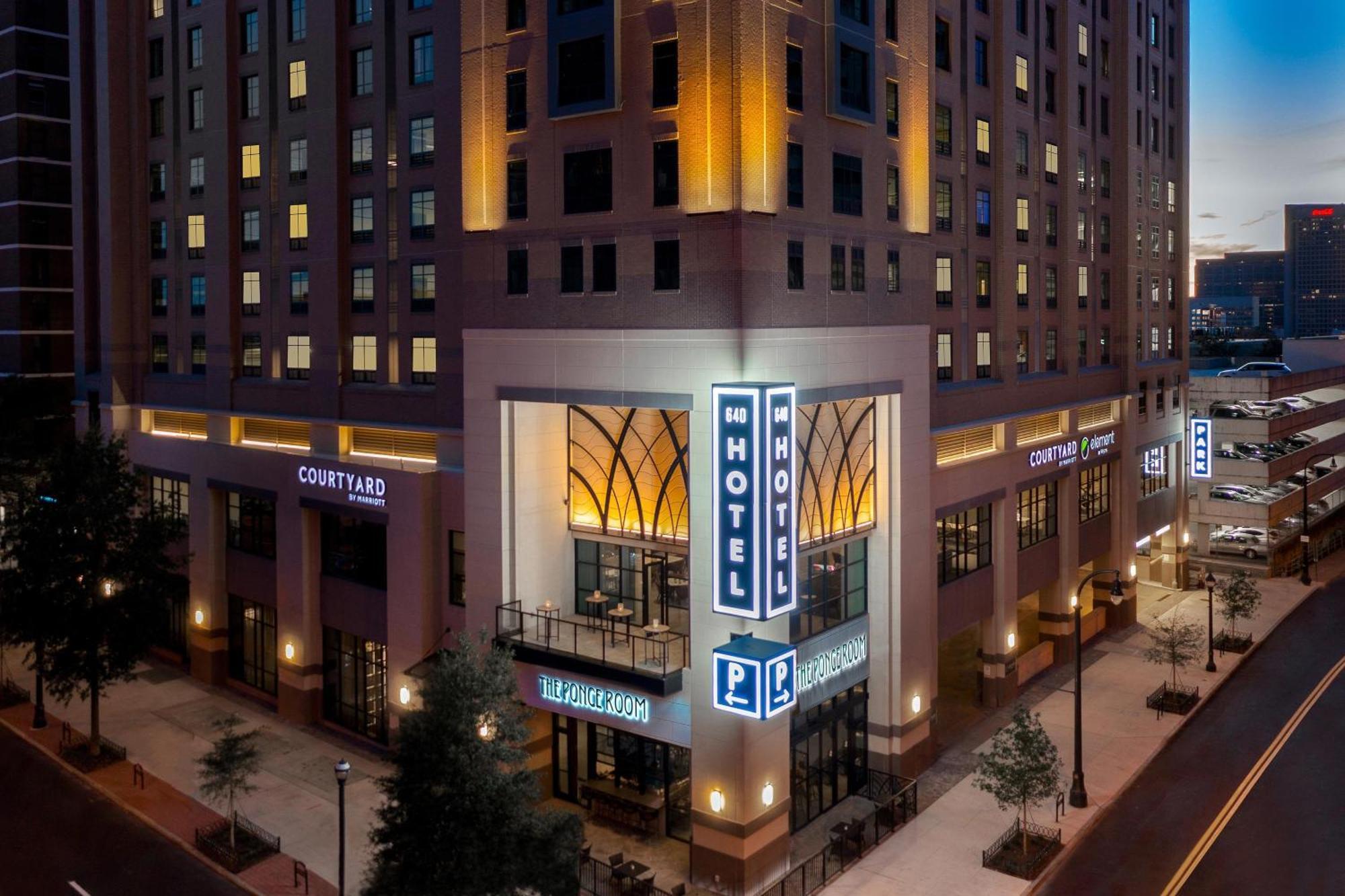 Courtyard By Marriott Atlanta Midtown Hotel Exterior foto