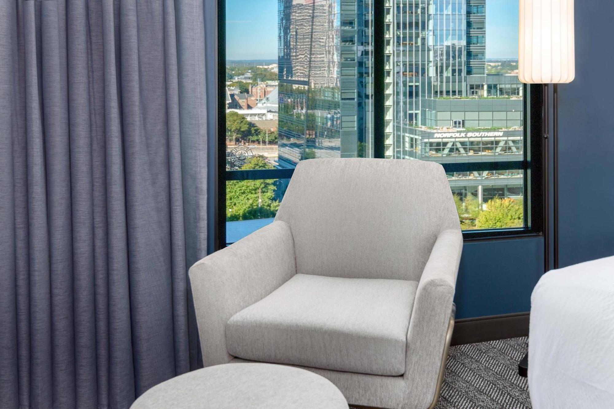 Courtyard By Marriott Atlanta Midtown Hotel Exterior foto